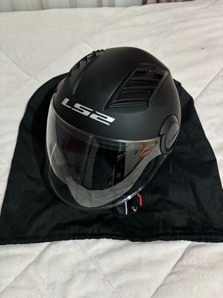 Kilitli Siyah Biker Motosiklet Kaskı - Görsel 4