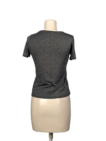 m Beden Zara Bluz %70 İndirimli.