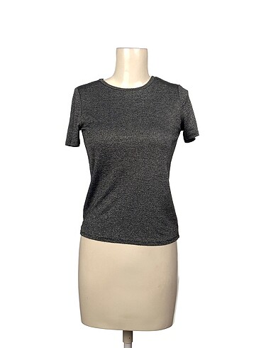 Zara Bluz %70 İndirimli.