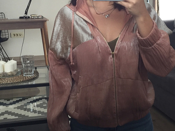 Diğer s beden fakat m ve l için uygundur oversize
