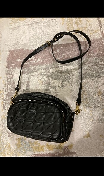 Zara Askılı Çanta