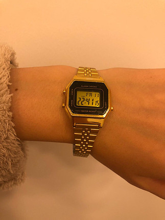 Casio Casio retro saat