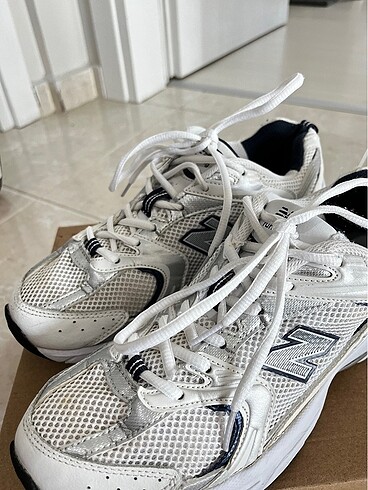 42 Beden beyaz Renk New Balance 530 Spor Ayakkabi