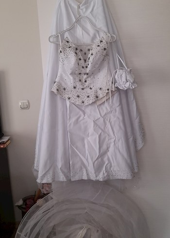 İşlemeli Taşlı Straplez Beyaz gelinlik - Görsel 13