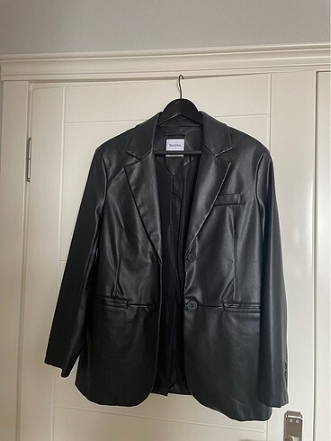 BERSHKA DERİ BLAZER VATKALI XS