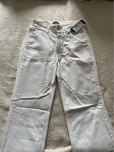 s Beden TRENDYOLMİLLA WİDE LEG PANTOLON S BEDEN