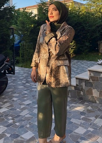 Leopar ceketli takım