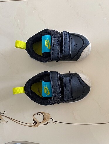 22 Beden Adidas orijinal çocuk spor ayakkabı