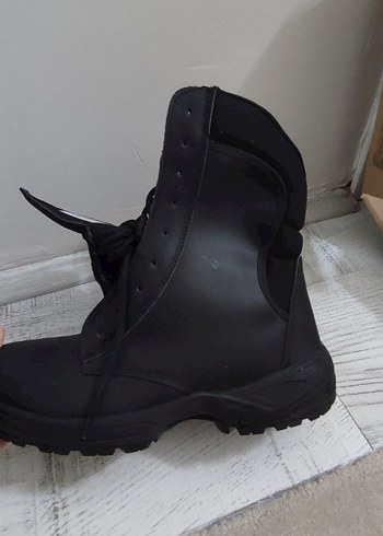 Siyah Erkek  Bot - Görsel 5