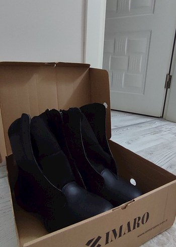 Siyah Erkek  Bot - Görsel 8