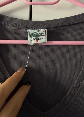 s Beden gri Renk Lacoste Gri V Yakalı Günlük Tişört Elbise