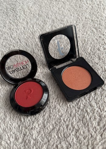 Beden Renk Flormar Blushon Allık 104 ve Pastel Pro Fashion Kırmızı Göz Farı