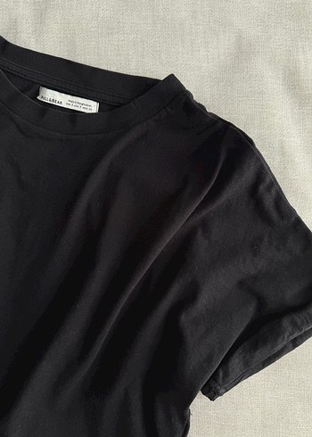 Pull and Bear Siyah Pamuklu Crop Kısa Kollu Tişört