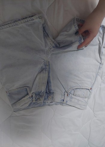 Gri Salaş Mini Denim Şort - Görsel 3