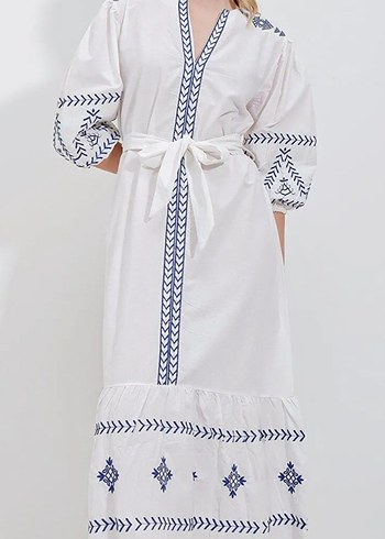 Nakışlı Beyaz Bohem Uzun Elbise - Görsel 3