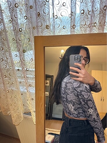 Yılan desenli bluz - Görsel 2