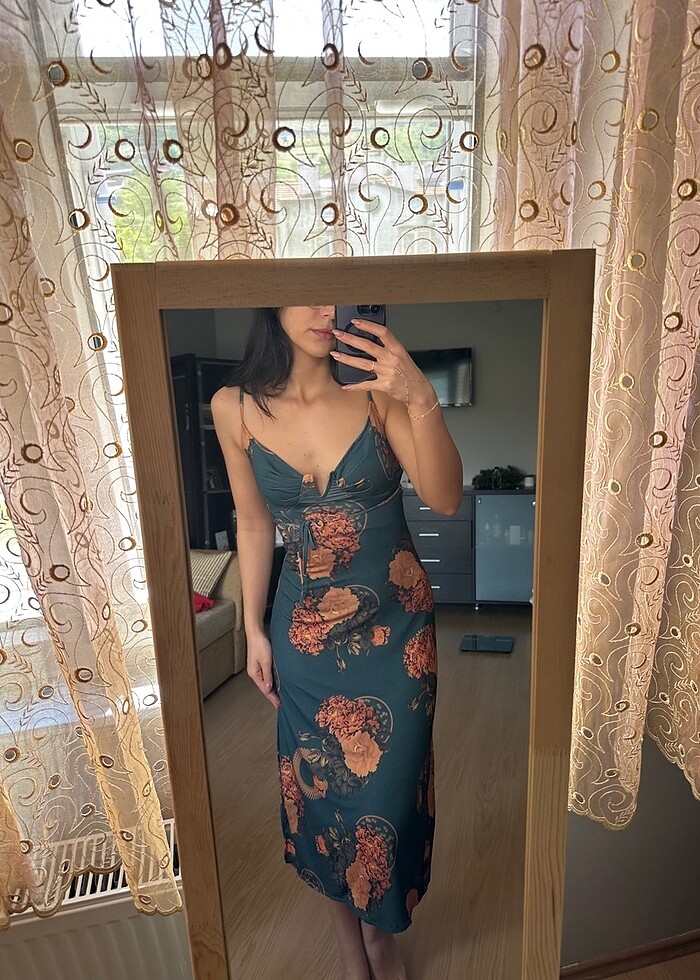 Desenli elbise - Görsel 2