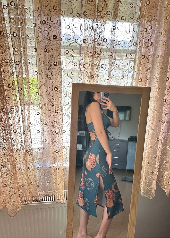 Desenli elbise - Görsel 3