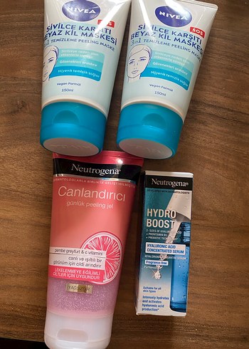 Beden Neutrogena Canlandırıcı Peeling ve Hidrat Serum Seti