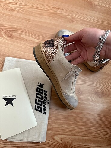 39 Beden GOLDEN GOOSE