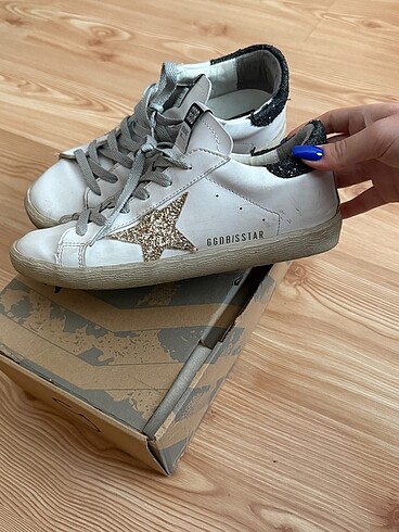 Golden goose