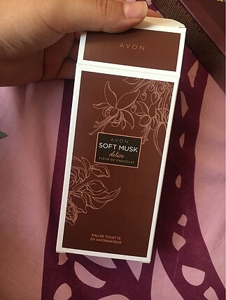 Avon parfüm