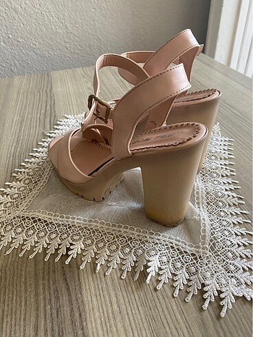 Flo Ayakkabı Topuklu yazlık ayakkabı
