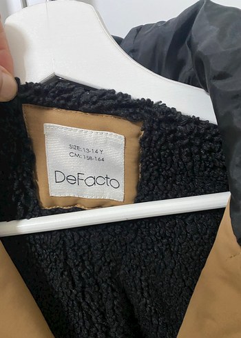 Kahverengi Kapüşonlu Erkek Çocuk Kaban - Görsel 6