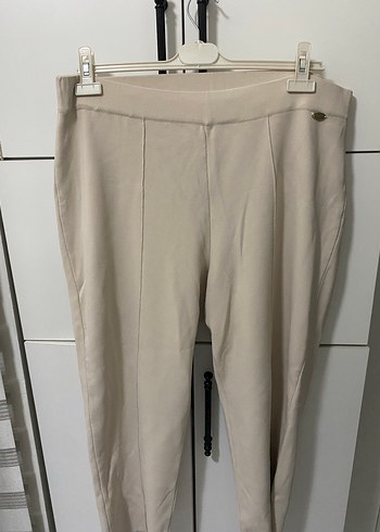 Bej Kadın Kumaş Pantolon, Kemerli, Midi Boy