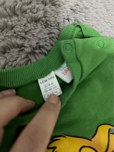 LC Waikiki Bebek sweetshirt
