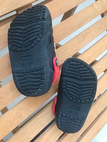 25 Beden Crocs şimşek mcqueen