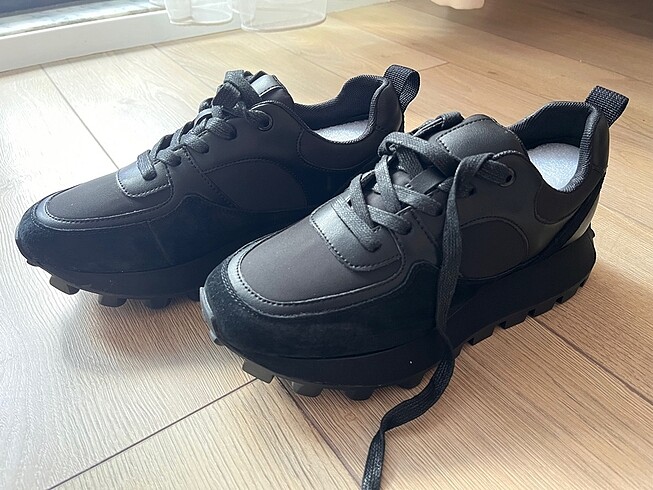 İpekyol sneaker