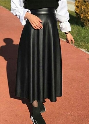 Uzun deri etek 