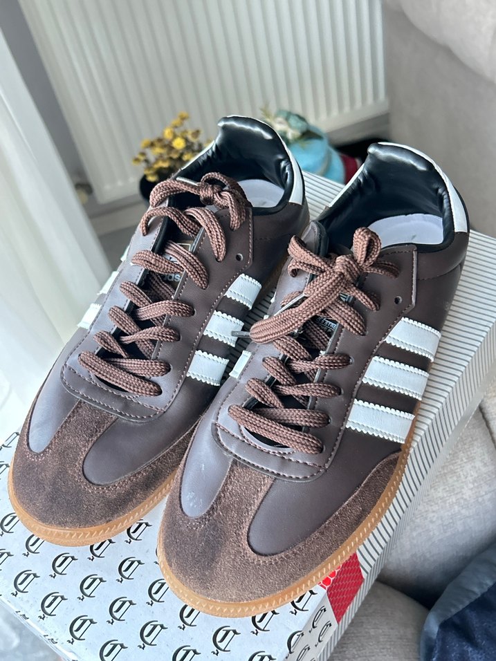 Adidas Kadın Kahverengi Süet Spor Ayakkabı - Görsel 4