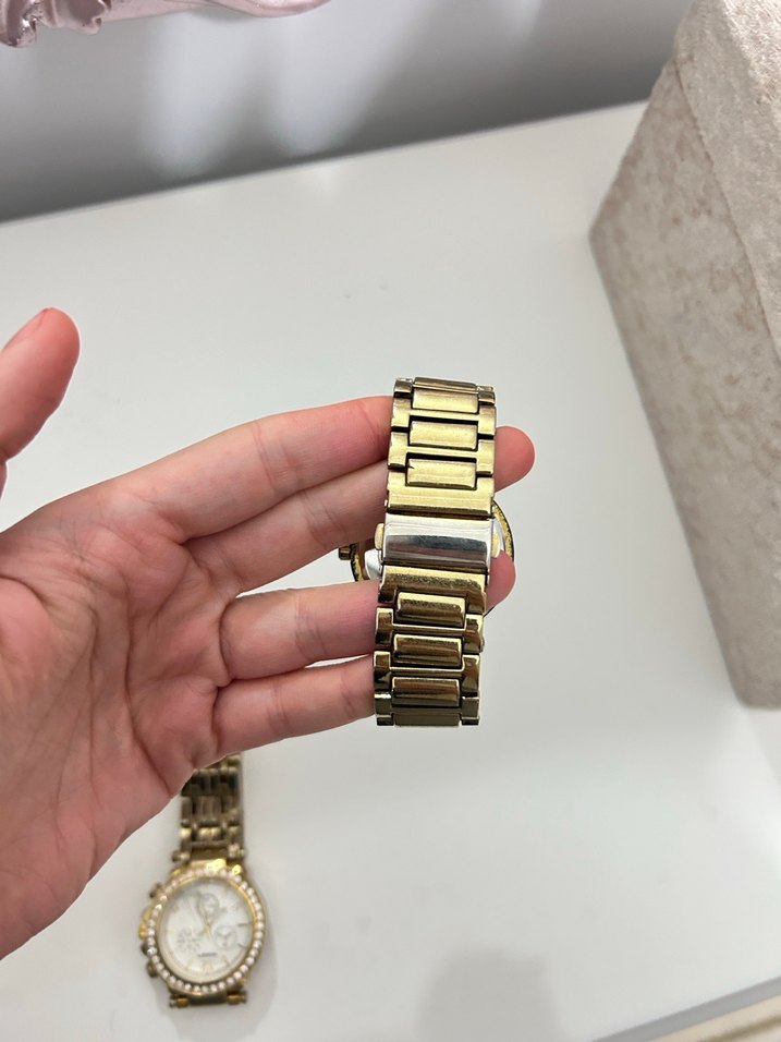 Altın Renkli 2 tane Kadın Saati - Görsel 5