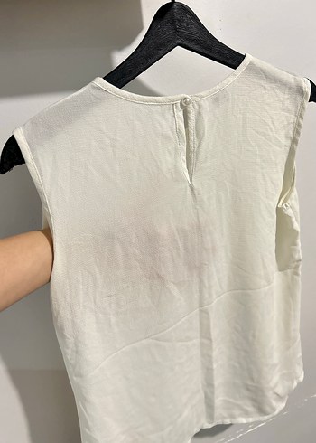 İnci İşlemeli Kolsuz s beden Beyaz Bluz - Görsel 9