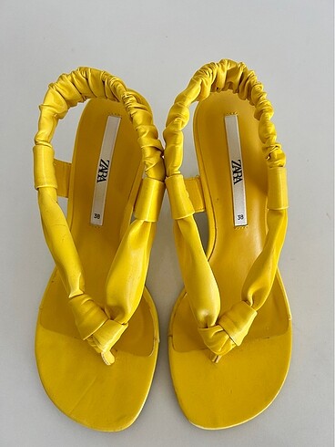 Zara 38 numara, sarı topuklu terlik& sandalet