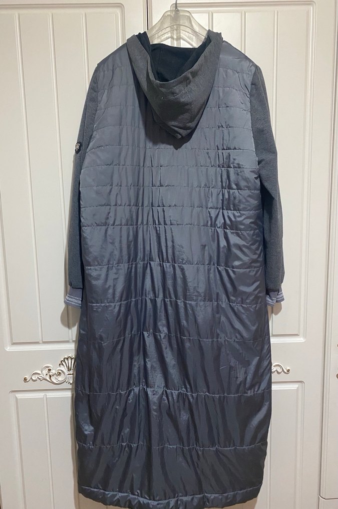 Tuğra astarlı ince mont - Görsel 2