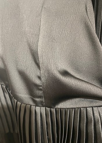 Krep saten etekli takım - Görsel 8