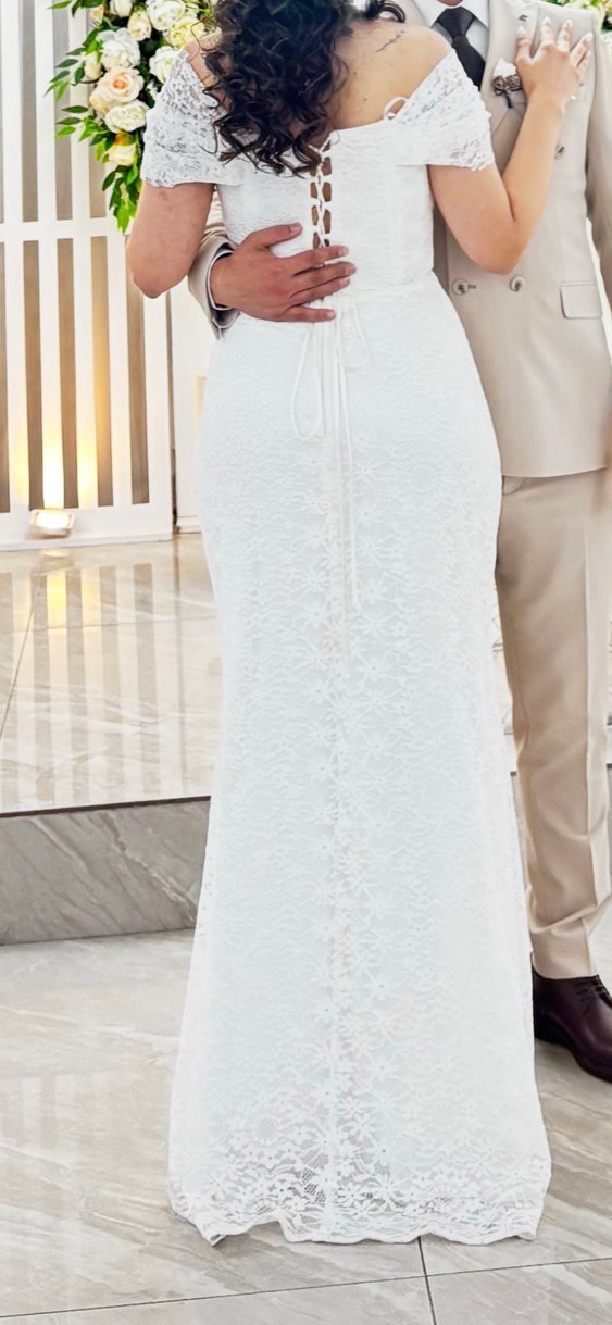 Beyaz V Yaka Balık Gelinlik - Görsel 2