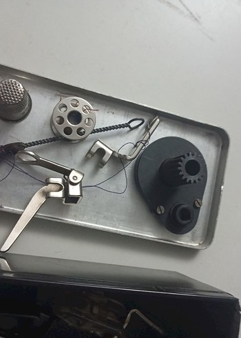 antika dikiş makine kutusu - Görsel 3