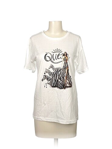 River Island T-shirt %70 İndirimli.