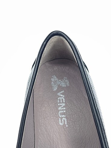 39 Beden siyah Renk Venüs Loafer %70 İndirimli.