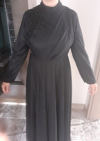 46 Beden siyah abiye kemerli