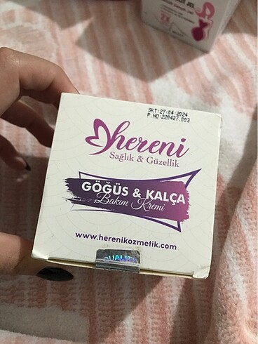 Yves Rocher Göğüs ve kalça bakım kremi