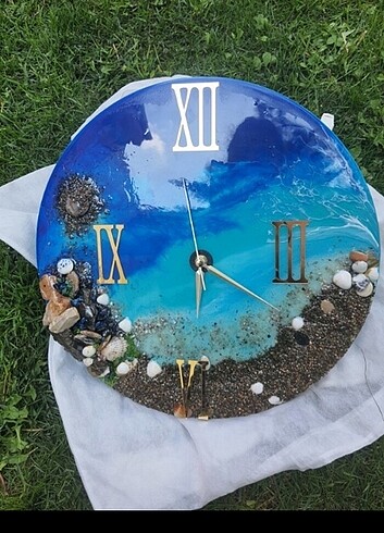 Hand made epoksi saat çalışır durumda 37 cm