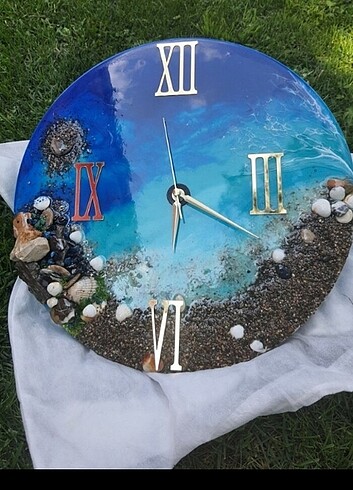 Beden Hand made epoksi saat çalışır durumda 37 cm