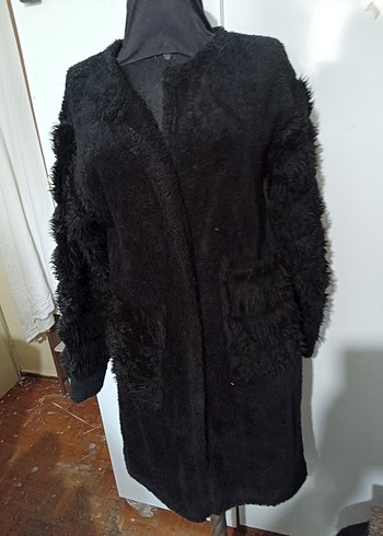 Diğer Kadın Siyah Uzun Kürk Detaylı Peluş Kaban