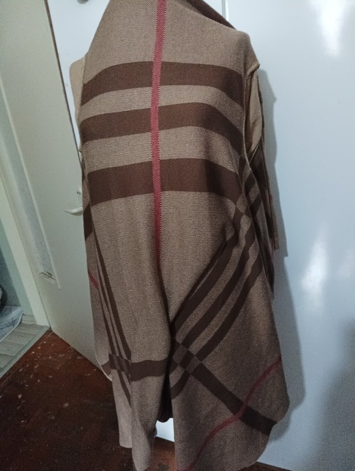 KIRMIZI ŞERİTLİ PANÇO - Görsel 5