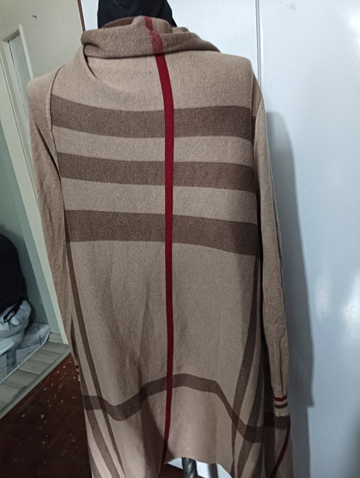 KIRMIZI ŞERİTLİ PANÇO - Görsel 4